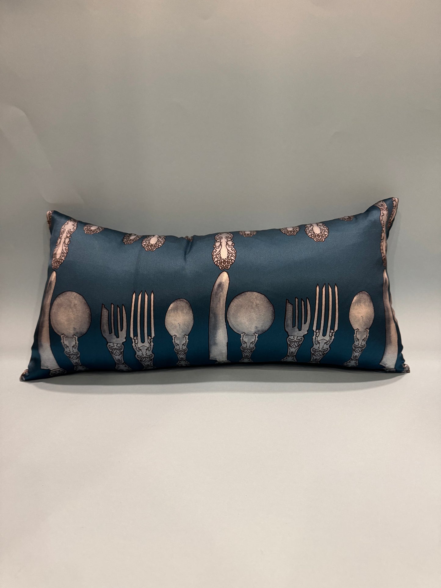 Pillow Spring Silverware
